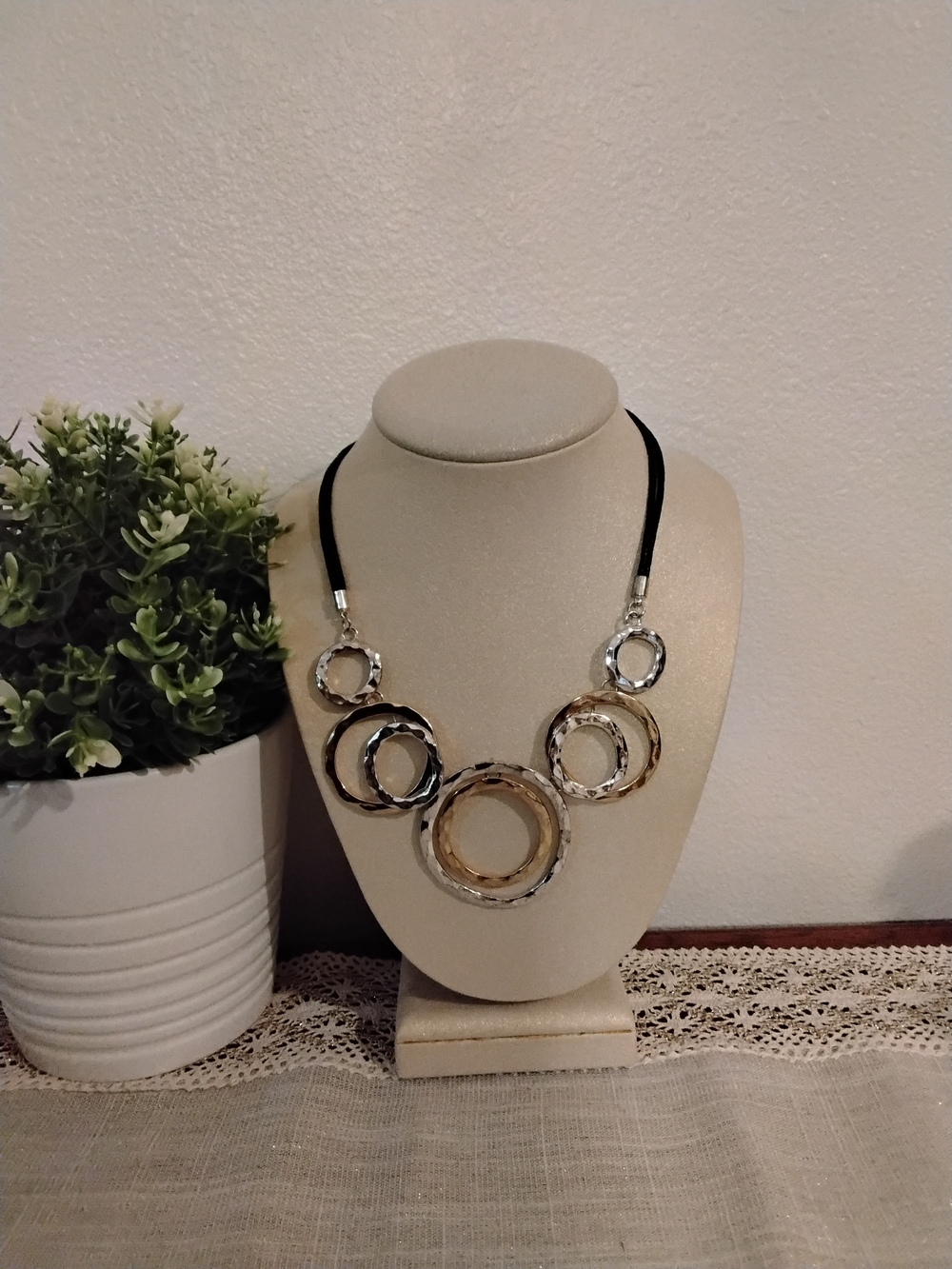 Elegant Two-Tone Circle Necklace - Women's Jewelry